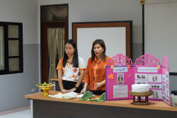 20240822100149.jpg - กิจกรรมอบรมเชิงปฏิบัติการการทำบายศรีสู่ขวัญสำหรับงานพิธีต่างๆ | https://facagri.cmru.ac.th/web