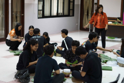 20240822100156.jpg - กิจกรรมอบรมเชิงปฏิบัติการการทำบายศรีสู่ขวัญสำหรับงานพิธีต่างๆ | https://facagri.cmru.ac.th/web