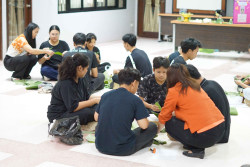 20240822100157.jpg - กิจกรรมอบรมเชิงปฏิบัติการการทำบายศรีสู่ขวัญสำหรับงานพิธีต่างๆ | https://facagri.cmru.ac.th/web