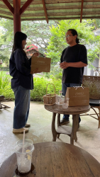 20240828132101.jpg - ศึกษาดูงานการหมักสุราพื้นบ้าน  ณ ร้านกาแฟหมาใจดำ | https://facagri.cmru.ac.th/web