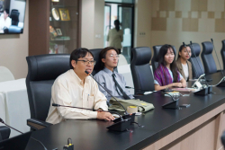 20240909115236.jpg - การประชุมเชิงปฏิบัติการแลกเปลี่ยนและเผยแพร่หลักสูตรระดับภูมิภาคด้านเกษตรนิเวศเพื่ออาหารกลางวันที่ปลอดภัยสำหรับโรงเรียน | https://facagri.cmru.ac.th/web