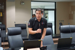 20240909115303.jpg - การประชุมเชิงปฏิบัติการแลกเปลี่ยนและเผยแพร่หลักสูตรระดับภูมิภาคด้านเกษตรนิเวศเพื่ออาหารกลางวันที่ปลอดภัยสำหรับโรงเรียน | https://facagri.cmru.ac.th/web