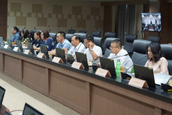 20240909115319.jpg - การประชุมเชิงปฏิบัติการแลกเปลี่ยนและเผยแพร่หลักสูตรระดับภูมิภาคด้านเกษตรนิเวศเพื่ออาหารกลางวันที่ปลอดภัยสำหรับโรงเรียน | https://facagri.cmru.ac.th/web