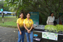 20240911134628.jpg - เยี่ยมชมบูธผลงานคณาจารย์และนักศึกษา | https://facagri.cmru.ac.th/web