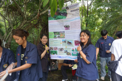 20240911134631.jpg - เยี่ยมชมบูธผลงานคณาจารย์และนักศึกษา | https://facagri.cmru.ac.th/web