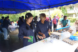 20240911134649.jpg - เยี่ยมชมบูธผลงานคณาจารย์และนักศึกษา | https://facagri.cmru.ac.th/web
