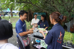20240911134702.jpg - เยี่ยมชมบูธผลงานคณาจารย์และนักศึกษา | https://facagri.cmru.ac.th/web