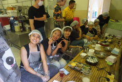 20240912022041.jpg - โครงการ Temasek Foundation Specialists’ Community Action and Leadership Exchange (TF-SCALE) Programme 2024 | https://facagri.cmru.ac.th/web