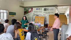 20240913134559.jpg - กิจกรรมฝึกอบรม การทำไวน์ผลไม้เบื้องต้น ให้กับนักศึกษาโครงการแลกเปลี่ยน โครงการ (TF-SCALE) Programme 2024 | https://facagri.cmru.ac.th/web