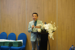 20241005140249.jpg - พิธีมอบประกาศนียบัตรบัณฑิต หลักสูตรเกษตรสีเขียว ภายใต้โครงการบัณฑิตพันธุ์ใหม่ | https://facagri.cmru.ac.th/web