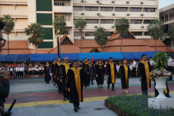 20241014102524.jpg - งานบัณฑิตานุสรณ์ บัณฑิตมหาวิทยาลัยราชภัฏเชียงใหม่ ประจำปีการศึกษา 2567 รุ่น 45 | https://facagri.cmru.ac.th/web