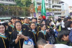 20241014102632.jpg - งานบัณฑิตานุสรณ์ บัณฑิตมหาวิทยาลัยราชภัฏเชียงใหม่ ประจำปีการศึกษา 2567 รุ่น 45 | https://facagri.cmru.ac.th/web