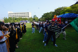 20241015082637.jpg - งานบัณฑิตานุสรณ์ บัณฑิตมหาวิทยาลัยราชภัฏเชียงใหม่ ประจำปีการศึกษา 2567 รุ่น 45 | https://facagri.cmru.ac.th/web