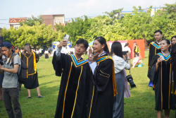 20241015082646.jpg - งานบัณฑิตานุสรณ์ บัณฑิตมหาวิทยาลัยราชภัฏเชียงใหม่ ประจำปีการศึกษา 2567 รุ่น 45 | https://facagri.cmru.ac.th/web