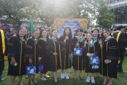 20241015082704.jpg - งานบัณฑิตานุสรณ์ บัณฑิตมหาวิทยาลัยราชภัฏเชียงใหม่ ประจำปีการศึกษา 2567 รุ่น 45 | https://facagri.cmru.ac.th/web