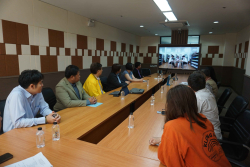 20241206135933(1).jpg - ผู้เชี่ยวชาญจากต่างประเทศเข้าพบผู้บริหารมหาวิทยาลัยราชภัฏเชียงใหม่ | https://facagri.cmru.ac.th/web