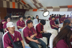 20241206140523(1).jpg - บรรยายและแลกเปลี่ยนงานวิจัยและให้คำแนะนำการทำงานวิจัยให้กับนักวิจัยและนักศึกษา | https://facagri.cmru.ac.th/web