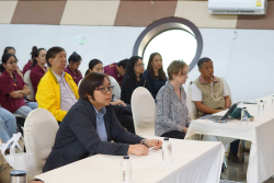 20241206140530.jpg - บรรยายและแลกเปลี่ยนงานวิจัยและให้คำแนะนำการทำงานวิจัยให้กับนักวิจัยและนักศึกษา | https://facagri.cmru.ac.th/web