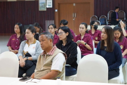 20241206140533(1).jpg - บรรยายและแลกเปลี่ยนงานวิจัยและให้คำแนะนำการทำงานวิจัยให้กับนักวิจัยและนักศึกษา | https://facagri.cmru.ac.th/web