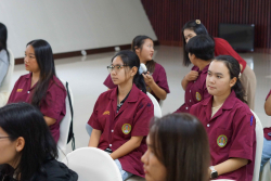 20241206140534.jpg - บรรยายและแลกเปลี่ยนงานวิจัยและให้คำแนะนำการทำงานวิจัยให้กับนักวิจัยและนักศึกษา | https://facagri.cmru.ac.th/web