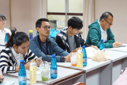 20241220123202.jpg - การประชุมรับรองแปลงมาตรฐานเกษตรอินทรีย์ SDGsPGS จังหวัดเชียงใหม่ ครั้งที่ 6 | https://facagri.cmru.ac.th/web