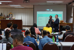 20241220123209.jpg - การประชุมรับรองแปลงมาตรฐานเกษตรอินทรีย์ SDGsPGS จังหวัดเชียงใหม่ ครั้งที่ 6 | https://facagri.cmru.ac.th/web