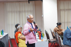 20241220123213(1).jpg - การประชุมรับรองแปลงมาตรฐานเกษตรอินทรีย์ SDGsPGS จังหวัดเชียงใหม่ ครั้งที่ 6 | https://facagri.cmru.ac.th/web