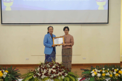 20250116133806(1).jpg - ขอแสดงความยินดีกับคณาจารย์ ได้รับรางวัลเชิดชูเกียรติ ครูดีเด่น  | https://facagri.cmru.ac.th/web