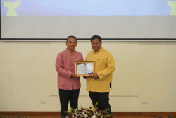 20250116133811.jpg - ขอแสดงความยินดีกับคณาจารย์ ได้รับรางวัลเชิดชูเกียรติ ครูดีเด่น  | https://facagri.cmru.ac.th/web