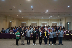 20250122113110.jpg - อบรมเชิงปฏิบัติการสร้างการเรียนรู้แบบสหวิชาชีพ (Inter-Professional Education) ผ่านมุมมองและประสบการณ์การป้องกันโรคพิษสุนัขบ้าของวิชาชีพอื่นๆ | https://facagri.cmru.ac.th/web