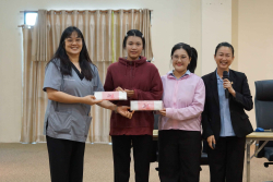 20250122113148.jpg - อบรมเชิงปฏิบัติการสร้างการเรียนรู้แบบสหวิชาชีพ (Inter-Professional Education) ผ่านมุมมองและประสบการณ์การป้องกันโรคพิษสุนัขบ้าของวิชาชีพอื่นๆ | https://facagri.cmru.ac.th/web
