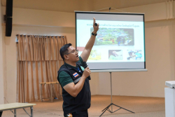 20250122113202.jpg - อบรมเชิงปฏิบัติการสร้างการเรียนรู้แบบสหวิชาชีพ (Inter-Professional Education) ผ่านมุมมองและประสบการณ์การป้องกันโรคพิษสุนัขบ้าของวิชาชีพอื่นๆ | https://facagri.cmru.ac.th/web