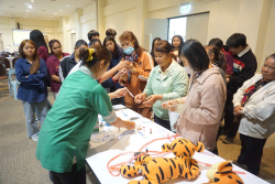 20250122123728.jpg - อบรมเชิงปฏิบัติการสร้างการเรียนรู้แบบสหวิชาชีพ (Inter-Professional Education) ผ่านมุมมองและประสบการณ์การป้องกันโรคพิษสุนัขบ้าของวิชาชีพอื่นๆ | https://facagri.cmru.ac.th/web