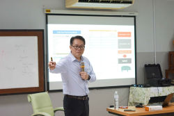 20250206201404(1).jpg - อบรมเชิงปฏิบัติการโครงการหลักโภชนศาสตร์และการประกอบสูตรอาหารสัตว์เพื่อลดต้นทุนค่าอาหารสัตว์  | https://facagri.cmru.ac.th/web