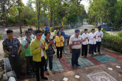 20250409143224.jpg - ป๋าเวณีปี๋ใหม่เมือง | https://facagri.cmru.ac.th/web