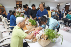 20250409143323.jpg - ป๋าเวณีปี๋ใหม่เมือง | https://facagri.cmru.ac.th/web