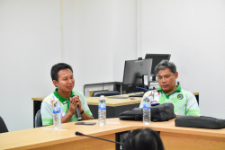 20250424185609.jpg - กิจกรรมแลกเปลี่ยนเรียนรู้คณะเกษตรศาสตร์และทรัพยากรธรรมชาติ มหาวิทยาลัยเทคโนโลยีราชมงคลตะวันออก | https://facagri.cmru.ac.th/web