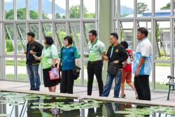 20250424185657.jpg - กิจกรรมแลกเปลี่ยนเรียนรู้คณะเกษตรศาสตร์และทรัพยากรธรรมชาติ มหาวิทยาลัยเทคโนโลยีราชมงคลตะวันออก | https://facagri.cmru.ac.th/web