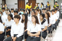 20250611150941.jpg - โครงการพัฒนาคุณธรรม และจริยธรรมนักศึกษาใหม่ ประจำปีการศึกษา 2568 | https://facagri.cmru.ac.th/web