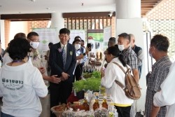 20210816025759.jpg - โครงการพัฒนาหัวขบวนเกษตรอินทรีย์แบบมีส่วนร่วม SDGsPGS จังหวัดเชียงใหม่ สู่การพัฒนาเศรษฐกิจฐานรากอย่างยั่งยืน | https://facagri.cmru.ac.th/web