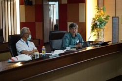 20210809072308.jpg - การประชุมแลกเปลี่ยนเรียนรู้ร่วมกันผู้ทรงคุณวุฒิกับคณะกรรมการ โครงการ OGOP ปีที่ 2 | https://facagri.cmru.ac.th/web