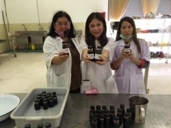 20210816083704(1).jpg - กิจกรรมแปรรูป ผัดไทย กระทงทองสมุนไพร หมูสวรรค์ และน้ำอันชัญพาสเจอร์ไรซ์ | https://facagri.cmru.ac.th/web