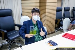 20210921040816.jpg - คณะเทคโนโลยีการเกษตร เข้ารับรางวัลผลการประเมินคุณภาพการศึกษาภายในยอดเยี่ยม ประจำปีการศึกษา 2563 | https://facagri.cmru.ac.th/web