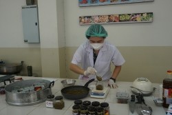20211108092526.jpg - อบรมผลิตภัณฑ์ Chili Paste และ Chili Pickle โครงการ OGOP Model 2 | https://facagri.cmru.ac.th/web