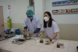 20211108092530.jpg - อบรมผลิตภัณฑ์ Chili Paste และ Chili Pickle โครงการ OGOP Model 2 | https://facagri.cmru.ac.th/web