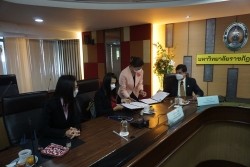 20211207083544.jpg - พิธีลงนามบันทึกข้อตกลงความร่วมมือการพัฒนาด้านวิชาการและวิจัยระหว่างวิทยาลัยเกษตรกับเทคโนโลยีลำพูน | https://facagri.cmru.ac.th/web