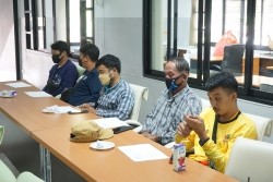 20211220074655.jpg - ประชุมการจัดทำแผนการจัดการความรู้ (KM) ประจำปีการศึกษา 2564/ปีงบประมาณ 2565 สายสนับสนุน | https://facagri.cmru.ac.th/web