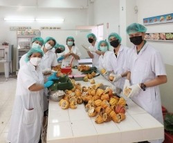 20220127025303(8).jpg - การอบรมเชิงปฏิบัติการโครงการพาน้องชมสวนและแปรรูปโกโก้ | https://facagri.cmru.ac.th/web