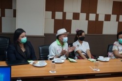 20220131081838.jpg - ลงนามความร่วมมือ 4 ฝ่ายในด้านการวิจัยและพัฒนาสมุนไพรครบวงจร | https://facagri.cmru.ac.th/web