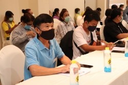20220221074019.jpg - จังหวัดเชียงใหม่ จับมือ เกษตรกรเจ้าของแปลง young smart farmer และผู้สนใจทำเกษตรอินทรีย์ในภาคเหนือ พัฒนาหัวขบวนเกษตรอินทรีย์แบบมีส่วนร่วม SDGsPGS สู่การพัฒนาเศรษฐกิจฐานรากอย่างยั่งยืน | https://facagri.cmru.ac.th/web